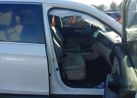 2019 Honda Pilot Ex-L z USA, uszkodzony, nr VIN 5FNYF6H55KB063104